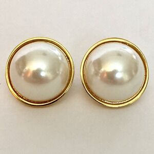 Vintage Carolee Large Faux Pearl Gold Tone Clip On Earrings Round Dome